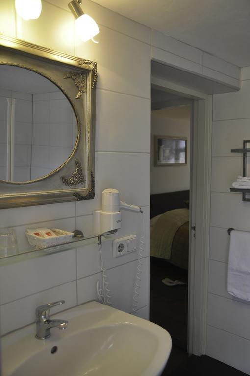 Hotel Gasterij De Poort Gulpen-Wittem Zimmer foto